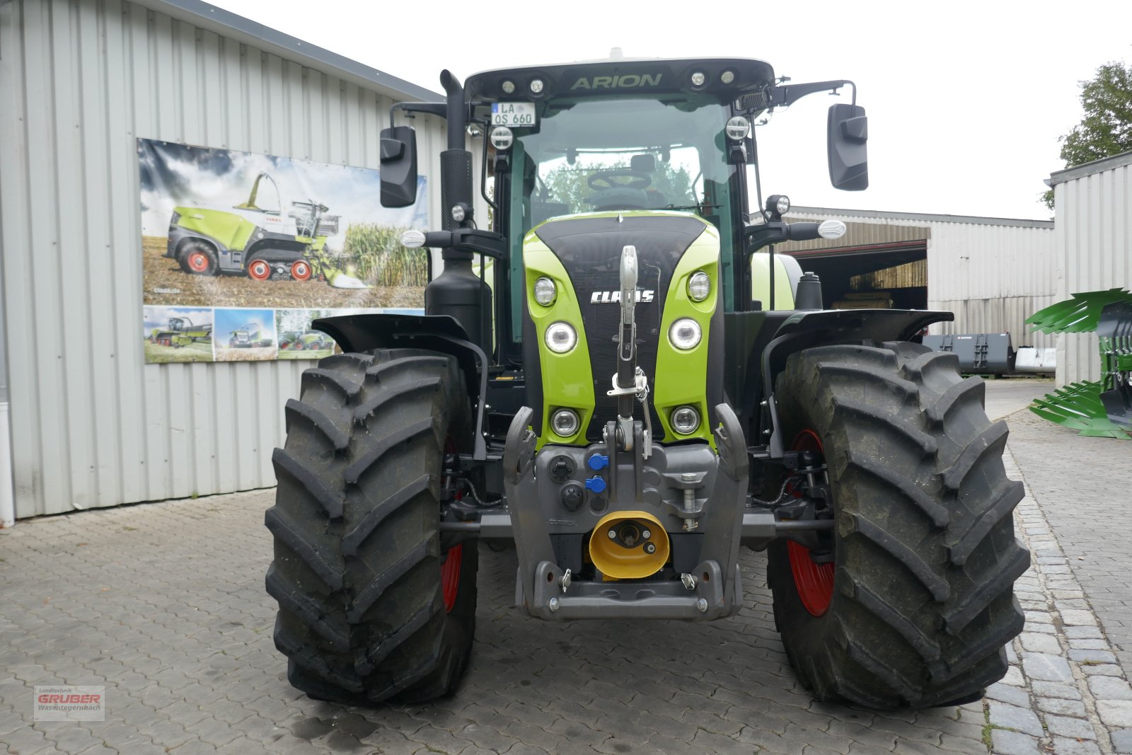 Traktor Türe ait CLAAS Arion 660 CM, Gebrauchtmaschine içinde Dorfen (resim 2)