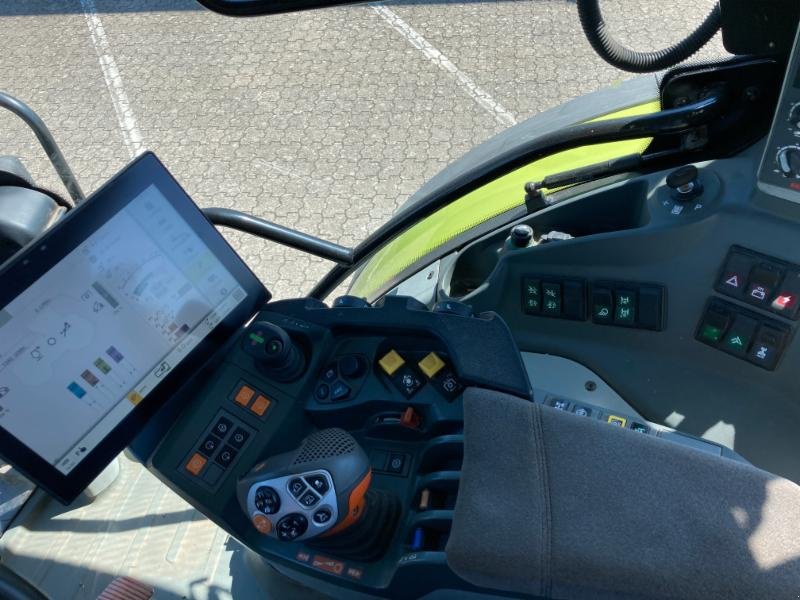 Traktor a típus CLAAS ARION 660 CMATIC CEBIS, Gebrauchtmaschine ekkor: Hockenheim (Kép 12)