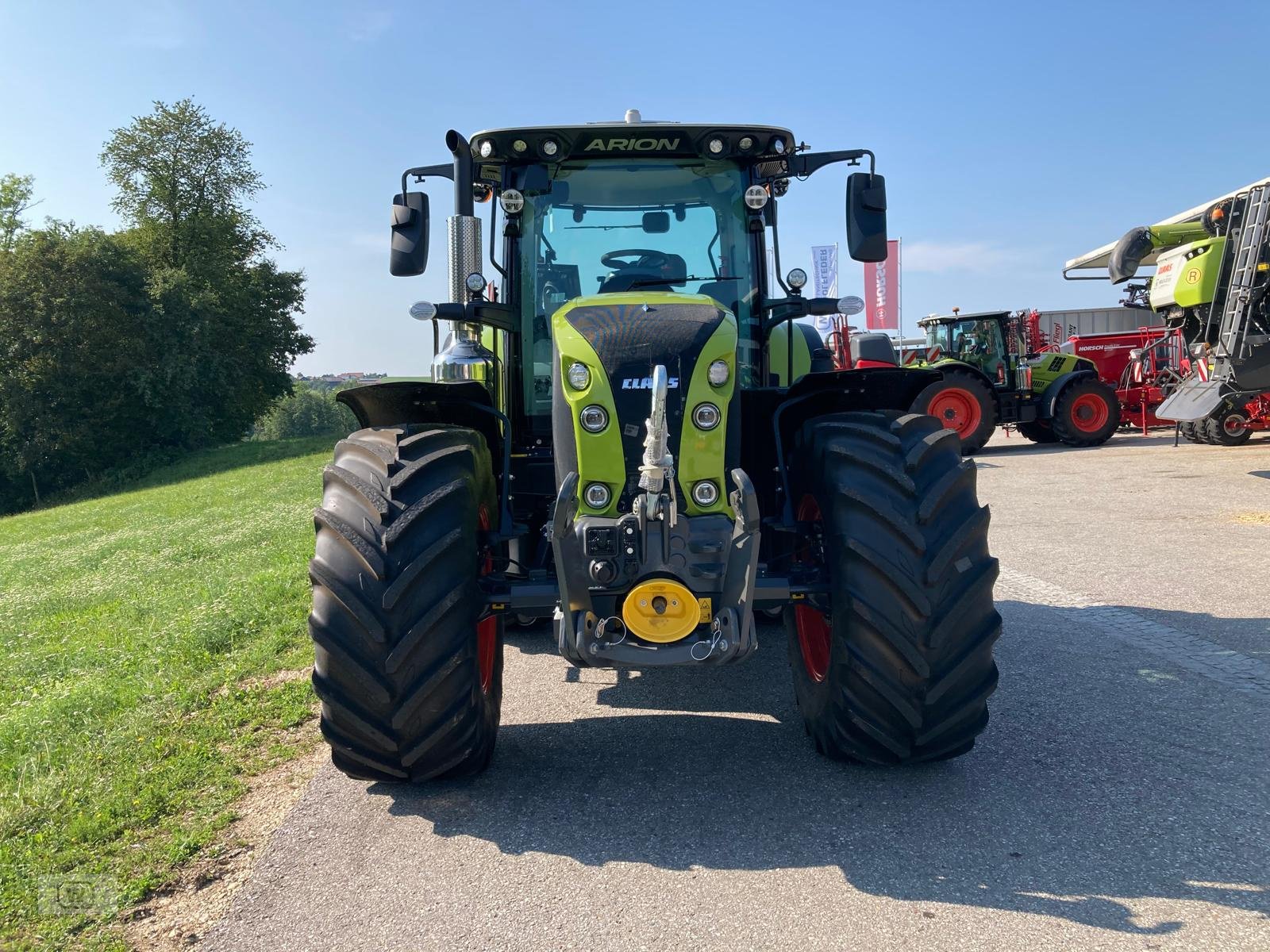 Traktor van het type CLAAS ARION 660 CMATIC CEBIS, Neumaschine in Zell an der Pram (Foto 3)