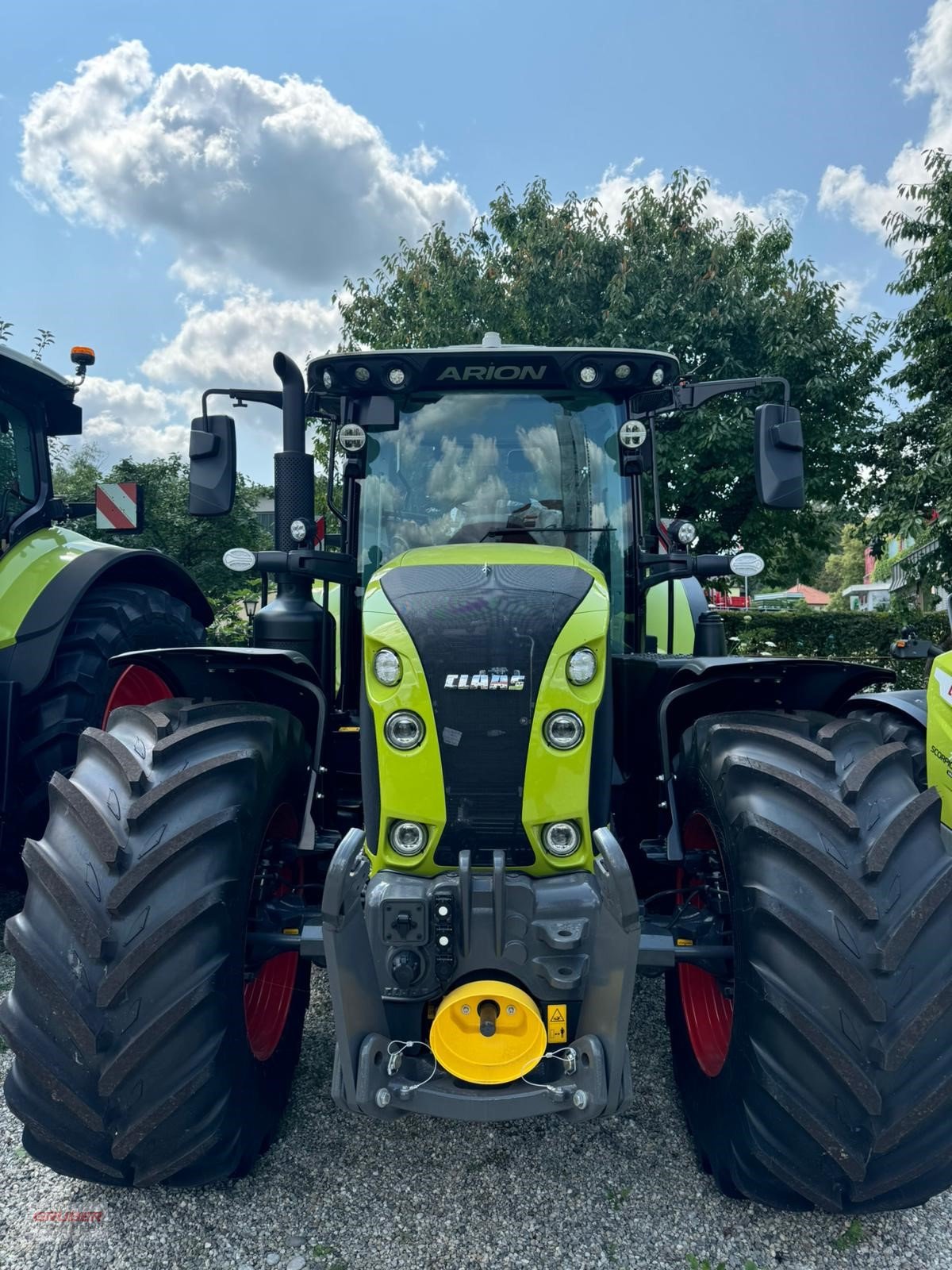 Traktor des Typs CLAAS ARION 660 CMATIC CEBIS, Neumaschine in Dorfen (Bild 4)