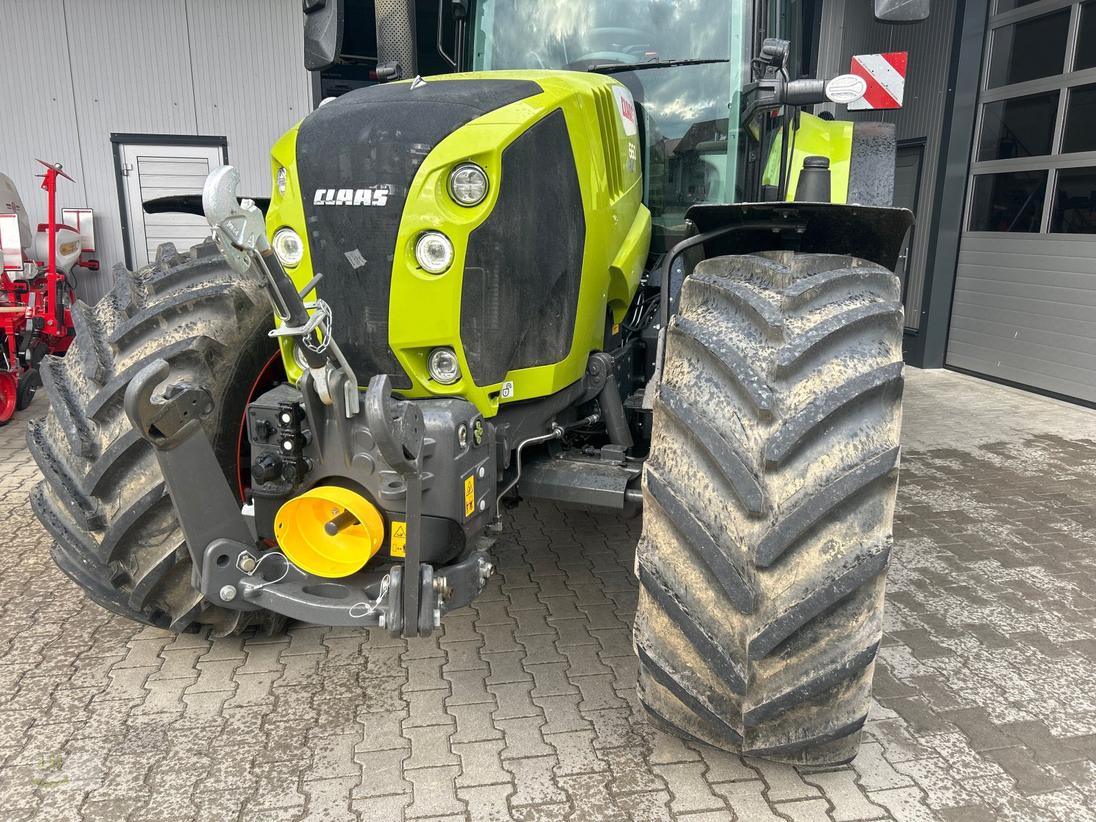 Traktor of the type CLAAS ARION 660 CMATIC CEBIS, Gebrauchtmaschine in Aresing (Picture 5)