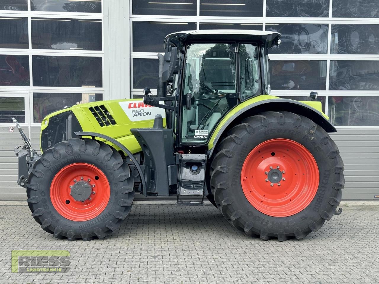 Traktor типа CLAAS ARION 660 CMATIC CEBIS, Gebrauchtmaschine в Homberg/Ohm - Maulbach (Фотография 16)