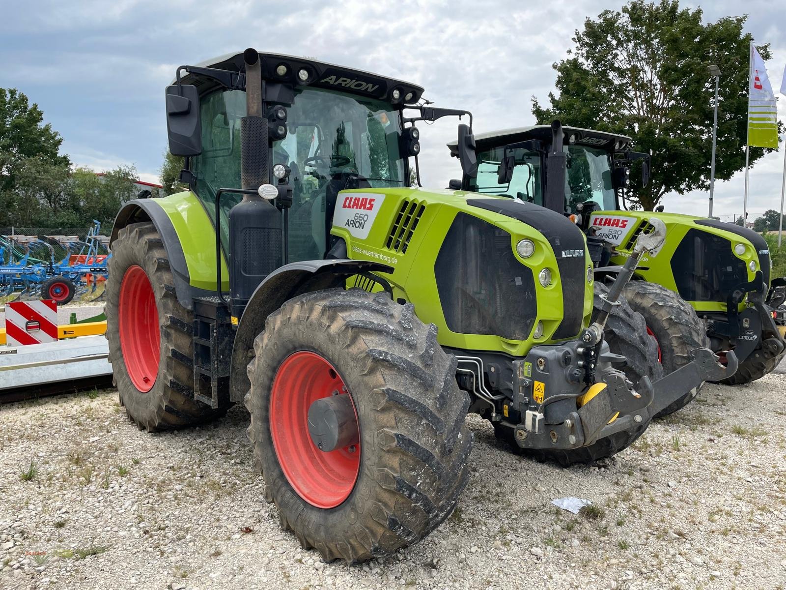 Traktor van het type CLAAS ARION 660 CMATIC CEBIS, Gebrauchtmaschine in Langenau (Foto 1)