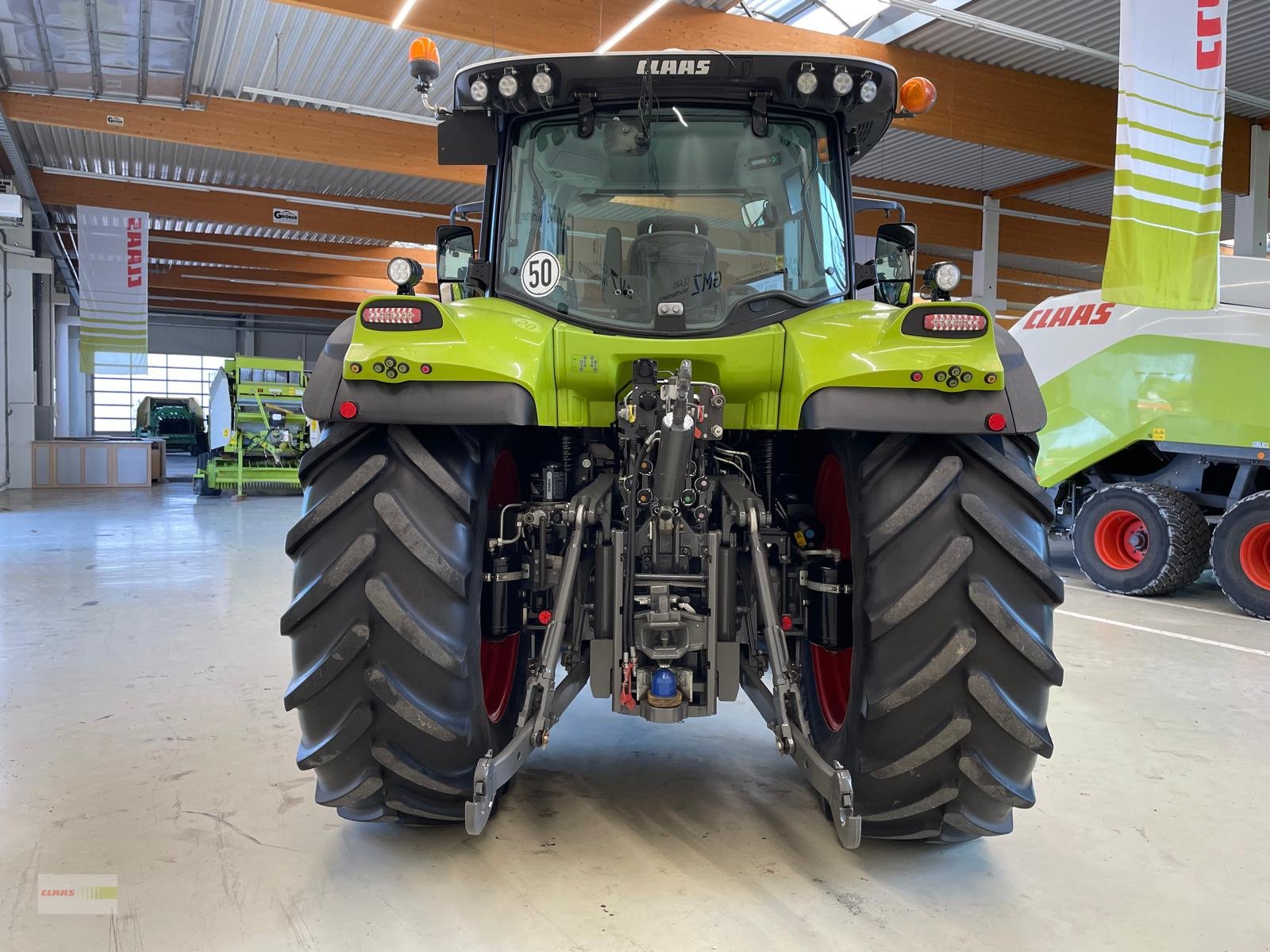 Traktor от тип CLAAS ARION 660 CMATIC CEBIS, Gebrauchtmaschine в Langenau (Снимка 5)