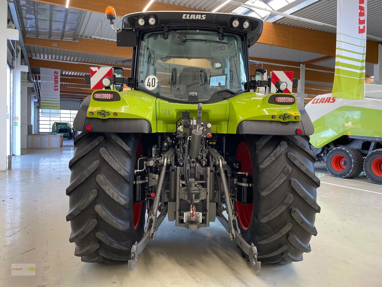 Traktor van het type CLAAS ARION 660 CMATIC CEBIS, Gebrauchtmaschine in Langenau (Foto 4)