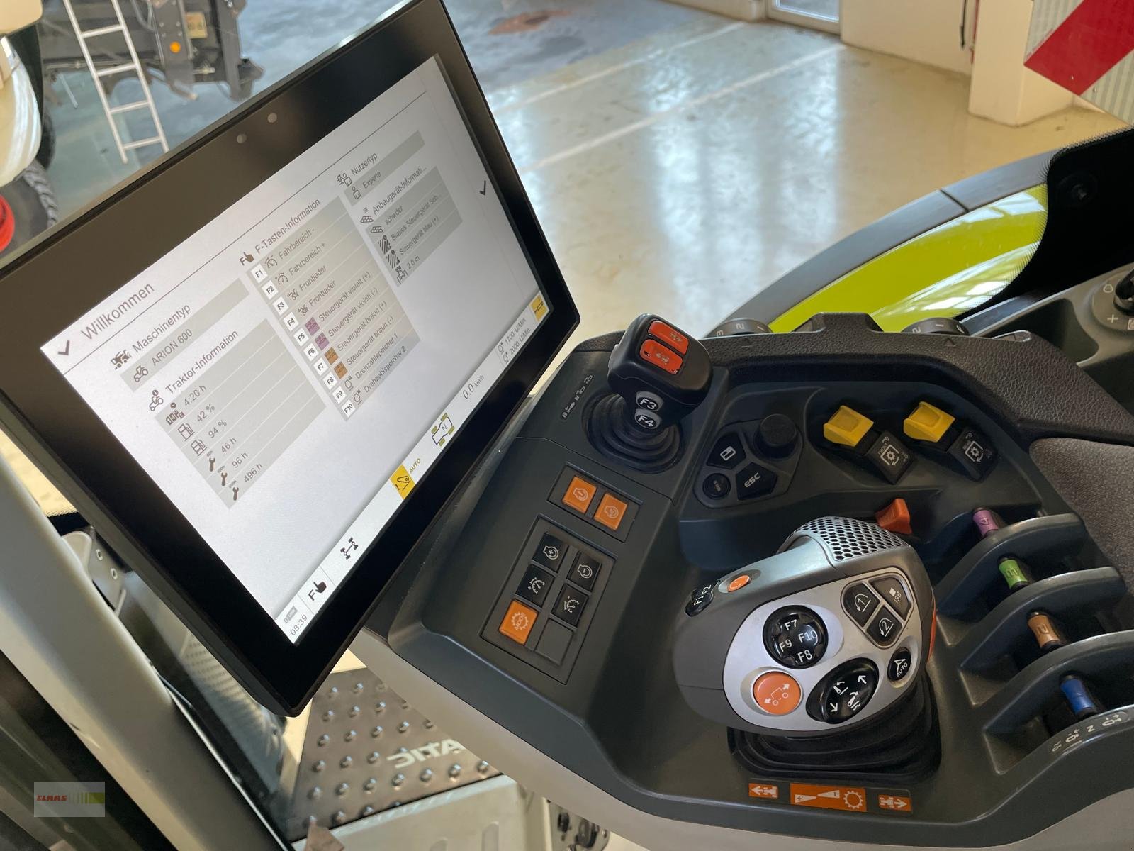 Traktor del tipo CLAAS ARION 660 CMATIC CEBIS, Gebrauchtmaschine en Langenau (Imagen 10)