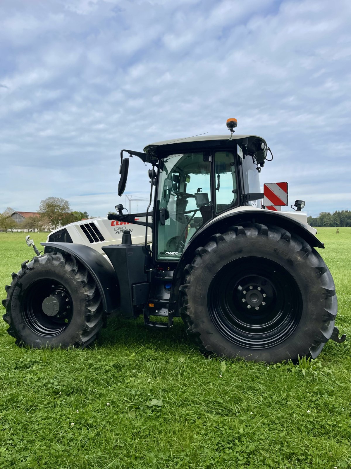 Traktor of the type CLAAS ARION 660 CMATIC CEBIS, Gebrauchtmaschine in Grassau (Picture 12)