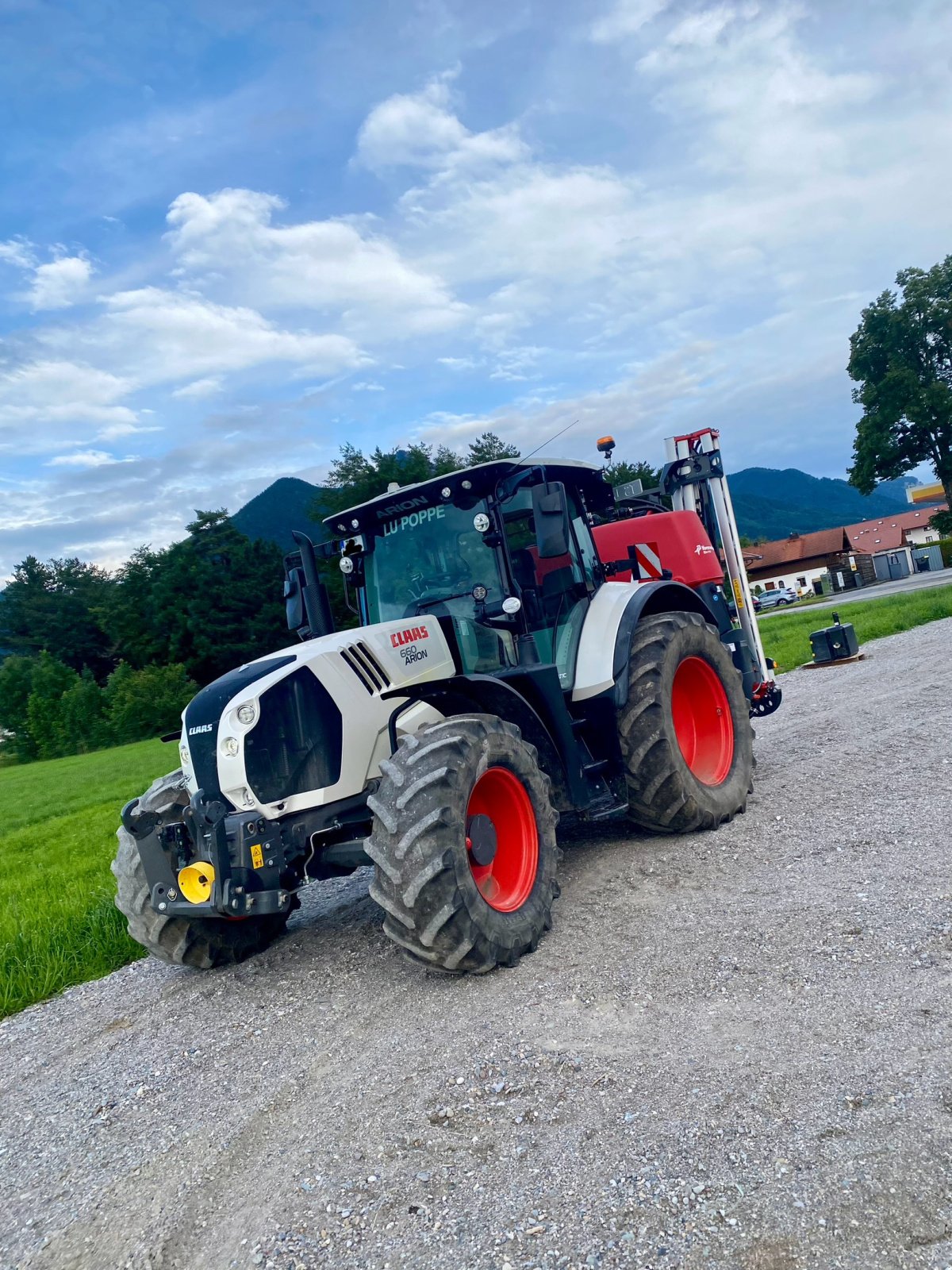 Traktor of the type CLAAS ARION 660 CMATIC CEBIS, Gebrauchtmaschine in Grassau (Picture 14)