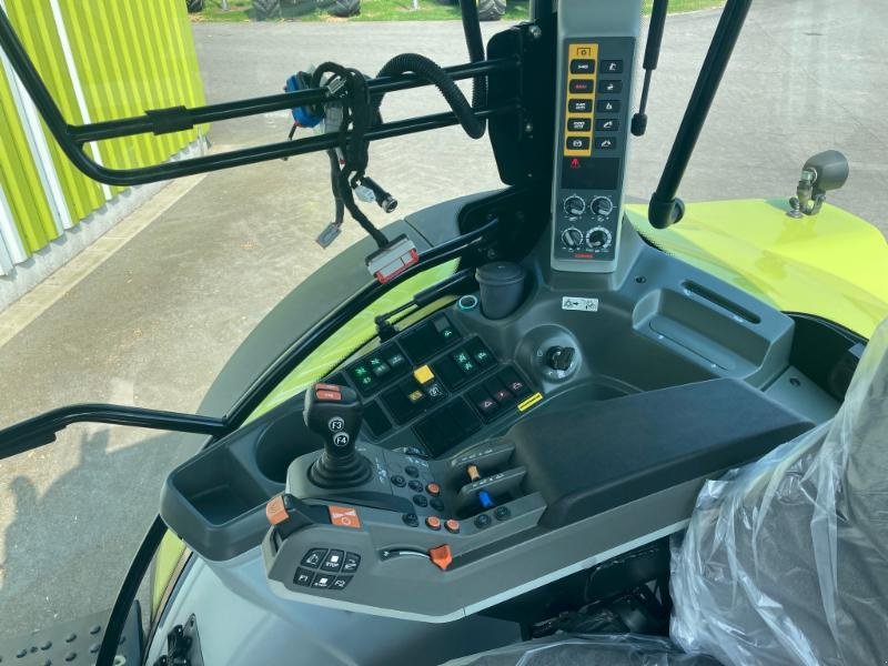 Traktor del tipo CLAAS ARION 660 CMATIC CIS+, Gebrauchtmaschine en Molbergen (Imagen 12)