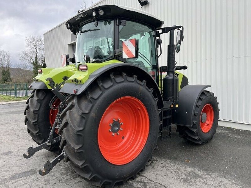 Traktor tip CLAAS ARION 660 CMATIC - STAGE V, Gebrauchtmaschine in Charnay-lès-macon (Poză 3)