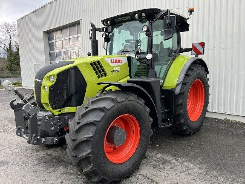 Traktor del tipo CLAAS ARION 660 CMATIC - STAGE V, Gebrauchtmaschine en Charnay-lès-macon (Imagen 1)