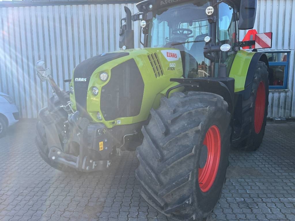 Traktor des Typs CLAAS Arion 660 CMATIC, Gebrauchtmaschine in Ringe (Bild 4)