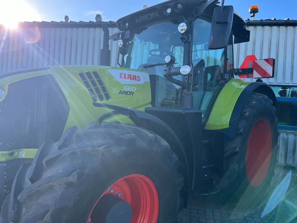 Traktor tip CLAAS Arion 660 CMATIC, Gebrauchtmaschine in Ringe (Poză 5)