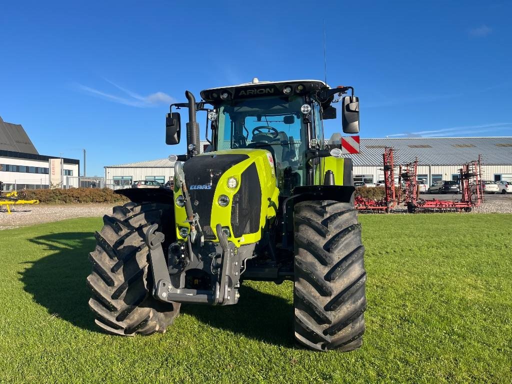 Traktor of the type CLAAS Arion 660 CMATIC, Gebrauchtmaschine in Ringe (Picture 2)