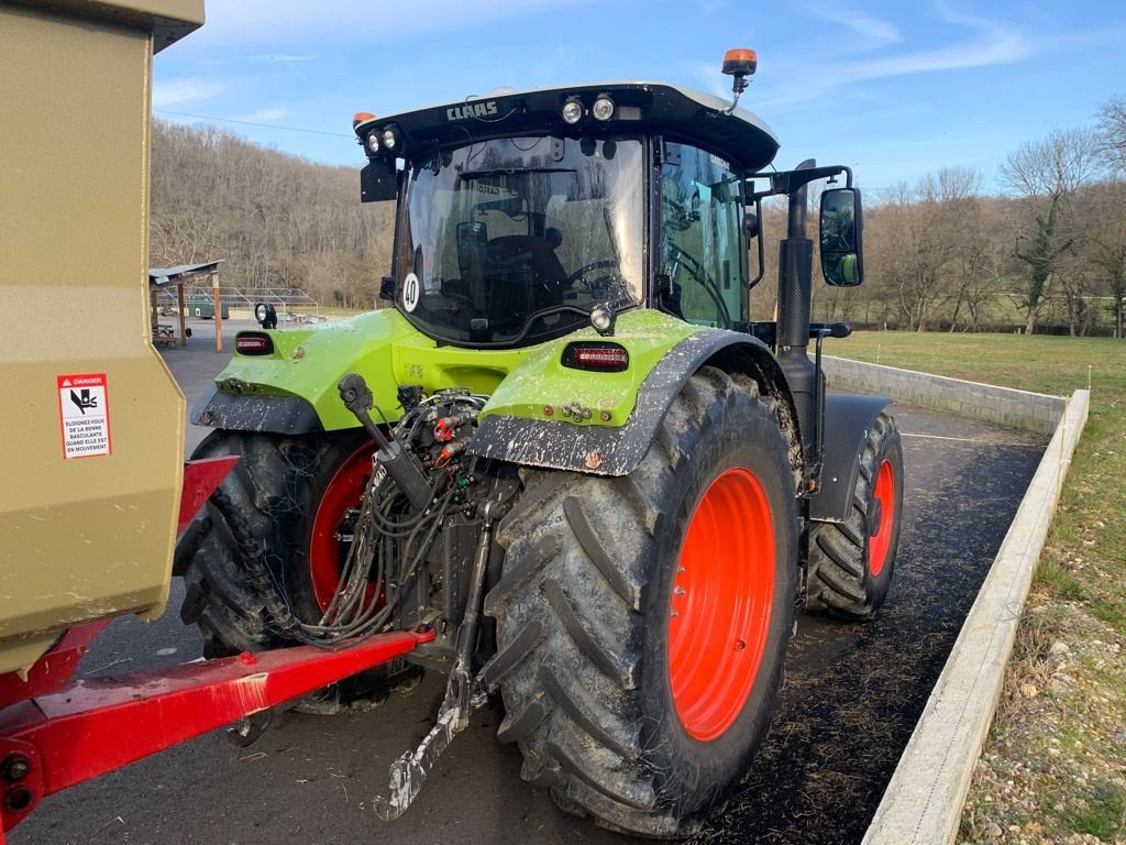 Traktor del tipo CLAAS ARION 660 CMATIC, Gebrauchtmaschine In Aubiet (Immagine 3)