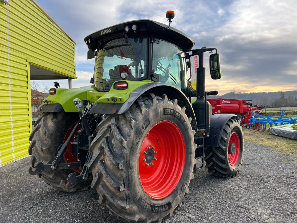 Traktor van het type CLAAS ARION 660 CMATIC, Gebrauchtmaschine in SAINT GAUDENS (Foto 7)