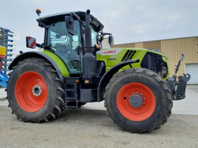 Traktor van het type CLAAS ARION 660, Gebrauchtmaschine in Sainte Menehould (Foto 2)