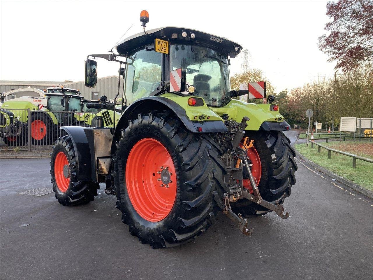 Traktor typu CLAAS ARION 660, Gebrauchtmaschine v STANDERWICK, FROME (Obrázek 3)