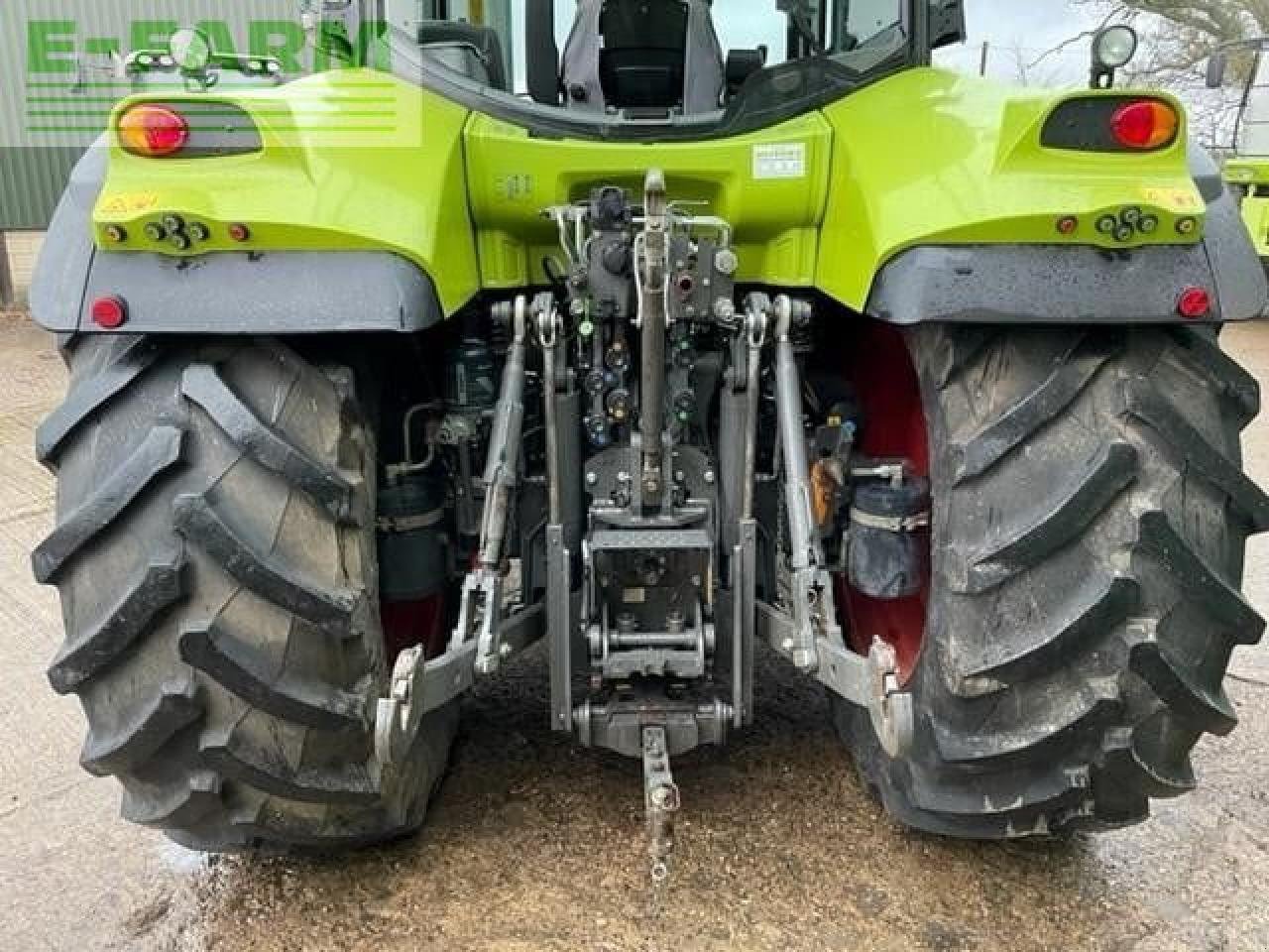 Traktor του τύπου CLAAS ARION 660CIS+, Gebrauchtmaschine σε LUTON (Φωτογραφία 5)