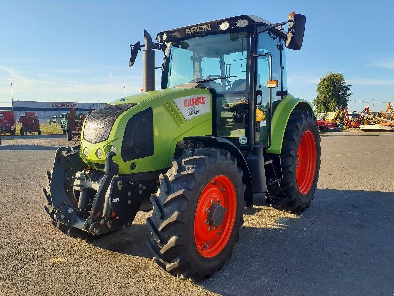 Traktor des Typs CLAAS ARION420, Gebrauchtmaschine in ANTIGNY (Bild 4)