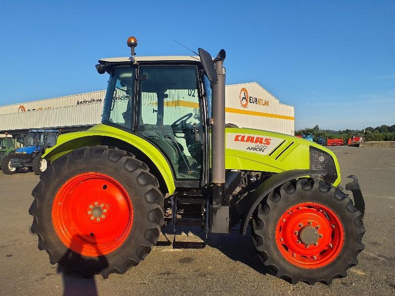 Traktor des Typs CLAAS ARION420, Gebrauchtmaschine in ANTIGNY (Bild 1)