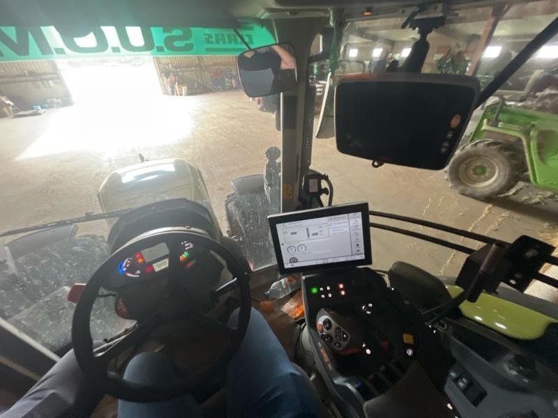 Traktor typu CLAAS ARION550, Gebrauchtmaschine w ANTIGNY (Zdjęcie 2)