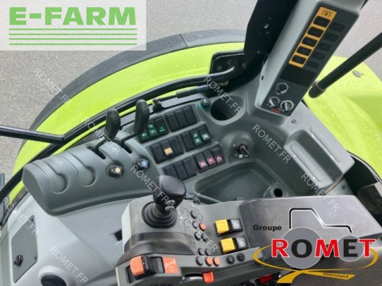 Traktor tip CLAAS arion610, Gebrauchtmaschine in GENNES-SUR-GLAIZE (Poză 7)