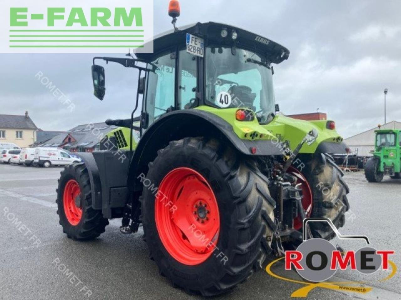 Traktor του τύπου CLAAS arion610, Gebrauchtmaschine σε GENNES-SUR-GLAIZE (Φωτογραφία 2)