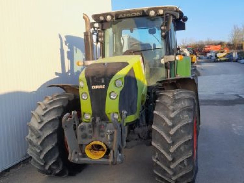 Traktor van het type CLAAS ARION620CIS, Gebrauchtmaschine in VELAINES (Foto 1)