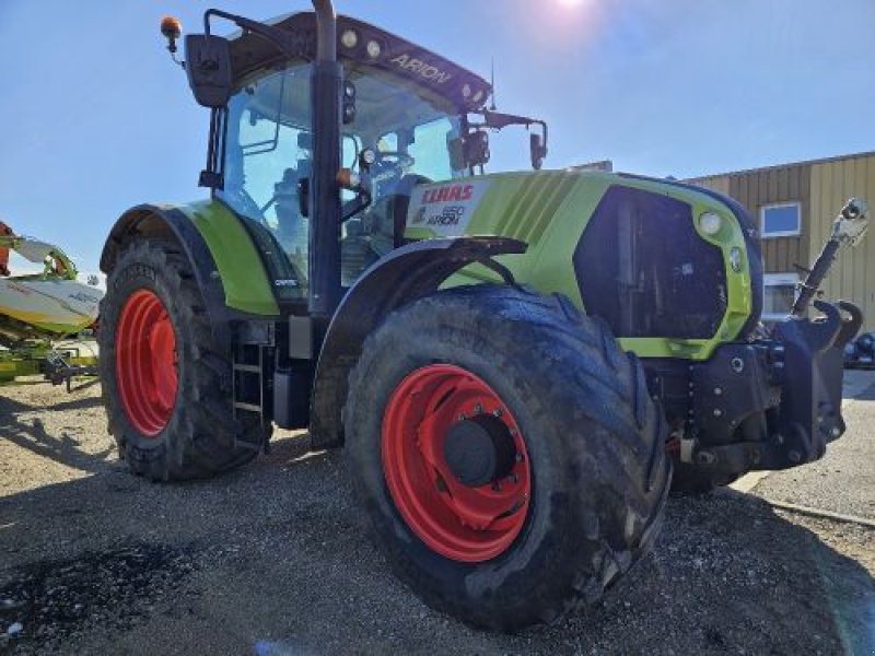 Traktor типа CLAAS ARION650CMAT, Gebrauchtmaschine в Piennes (Фотография 5)