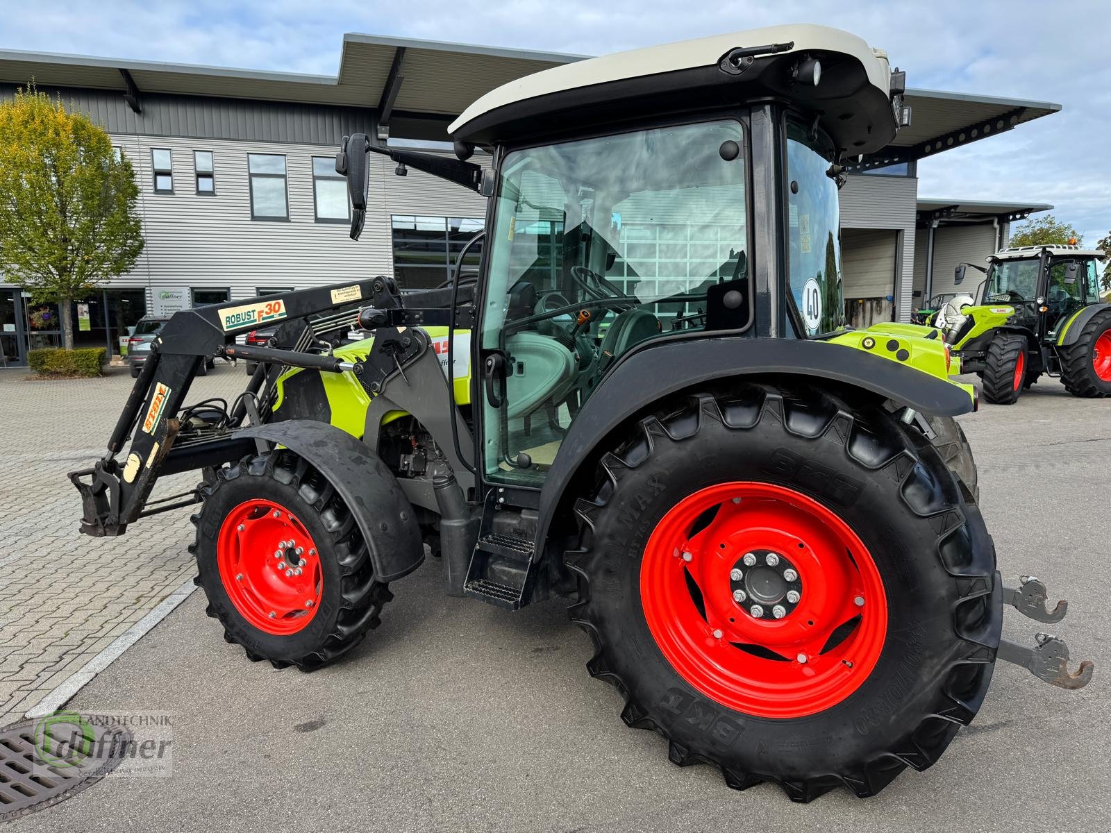 Traktor типа CLAAS ATOS 220 MR C, Gebrauchtmaschine в Hohentengen (Фотография 5)