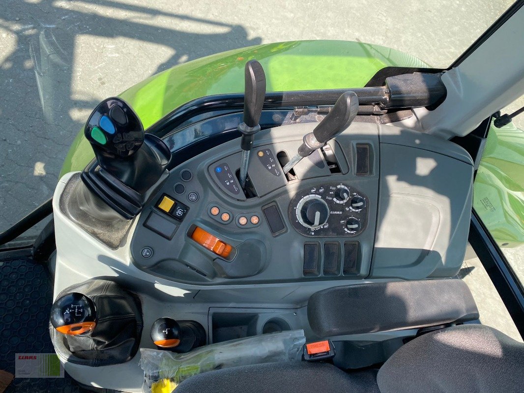 Traktor des Typs CLAAS ATOS 330 C + REVERSHIFT + TWINSHIFT + SMART STOP, Gebrauchtmaschine in Risum-Lindholm (Bild 18)