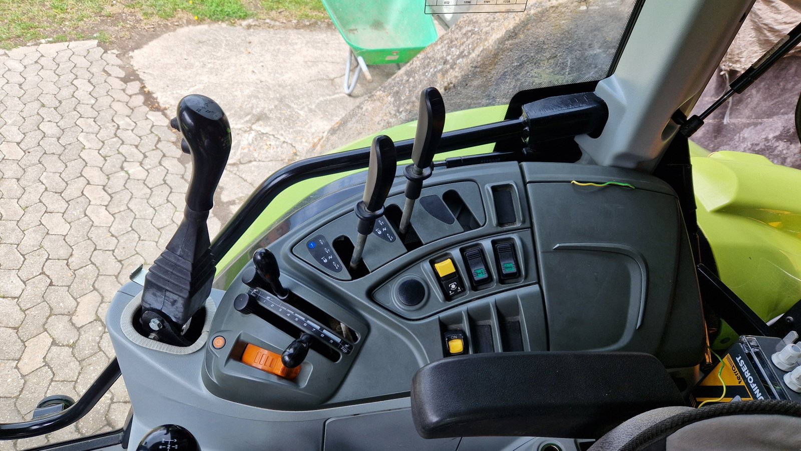 Traktor tip CLAAS Atos 330, Gebrauchtmaschine in Wört (Poză 2)