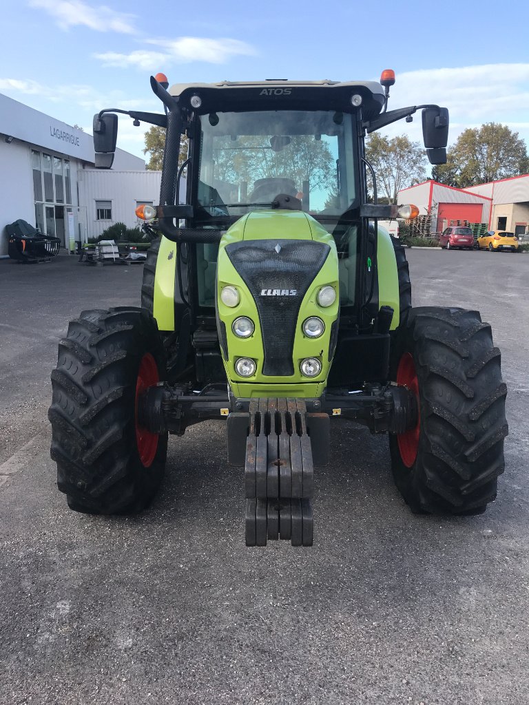 Traktor des Typs CLAAS ATOS 340, Gebrauchtmaschine in MORLHON LE HAUT (Bild 3)