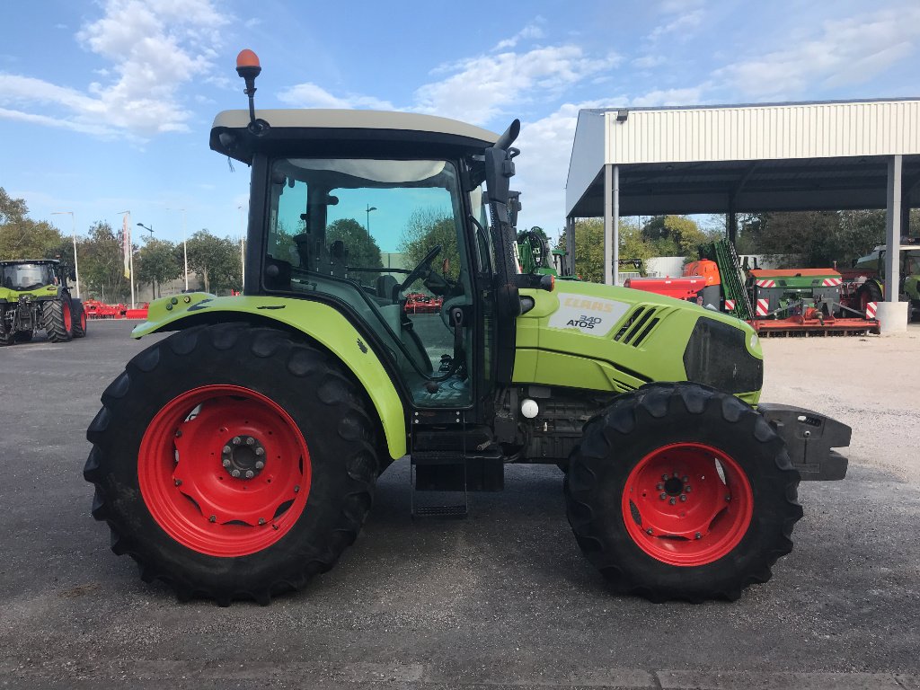 Traktor typu CLAAS ATOS 340, Gebrauchtmaschine v MORLHON LE HAUT (Obrázek 2)