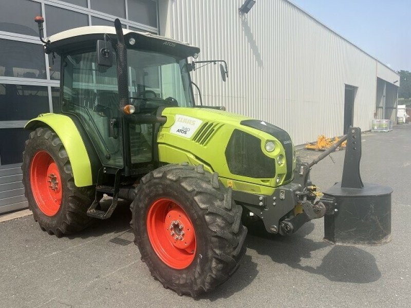 Traktor του τύπου CLAAS ATOS 340, Gebrauchtmaschine σε Paray-le-monial (Φωτογραφία 2)