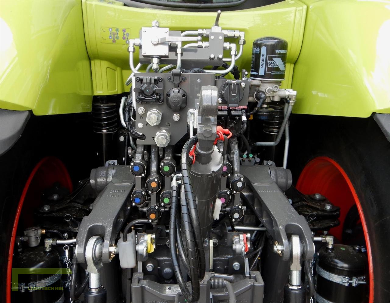 Traktor del tipo CLAAS AXION 800 CEBIS  HEXASHIFT, Neumaschine en Homberg (Ohm) - Maulbach (Imagen 14)