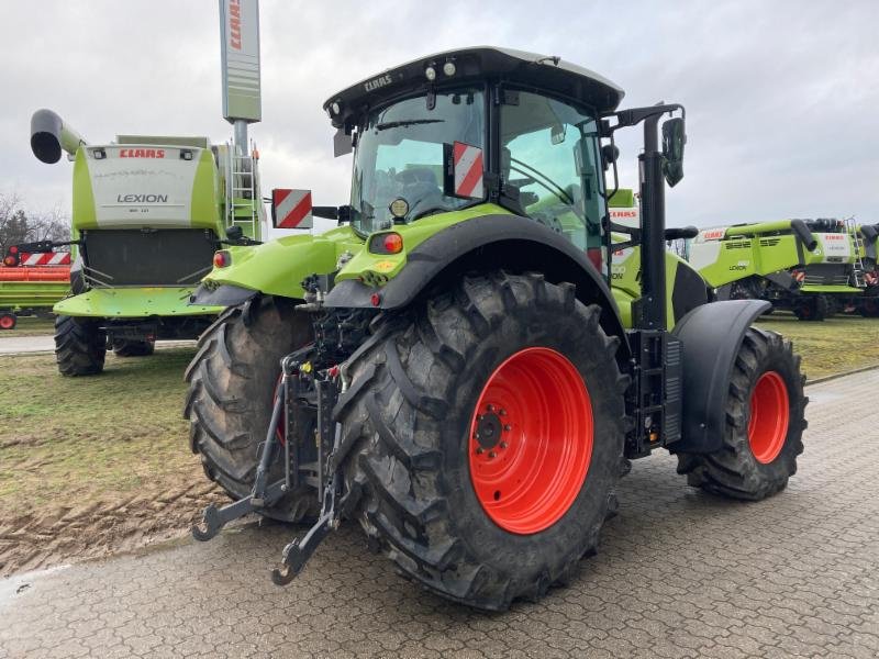 Traktor des Typs CLAAS AXION 800 CIS+, Gebrauchtmaschine in Hockenheim (Bild 5)