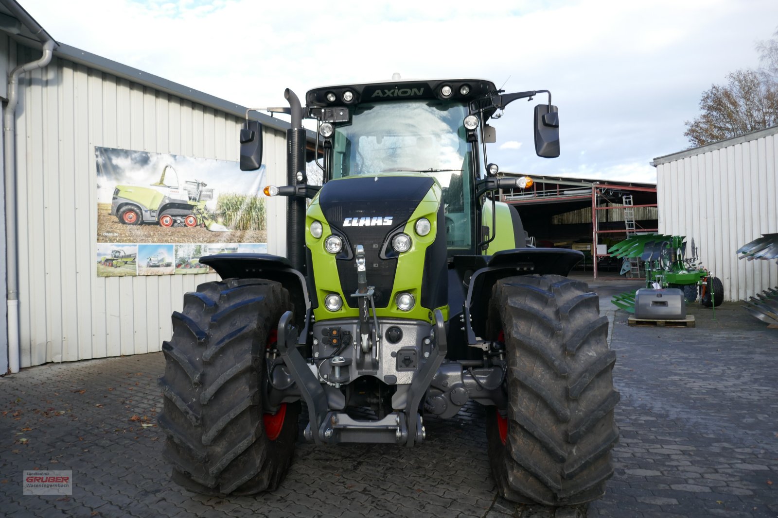 Traktor типа CLAAS AXION 800 CIS+, Gebrauchtmaschine в Dorfen (Фотография 3)