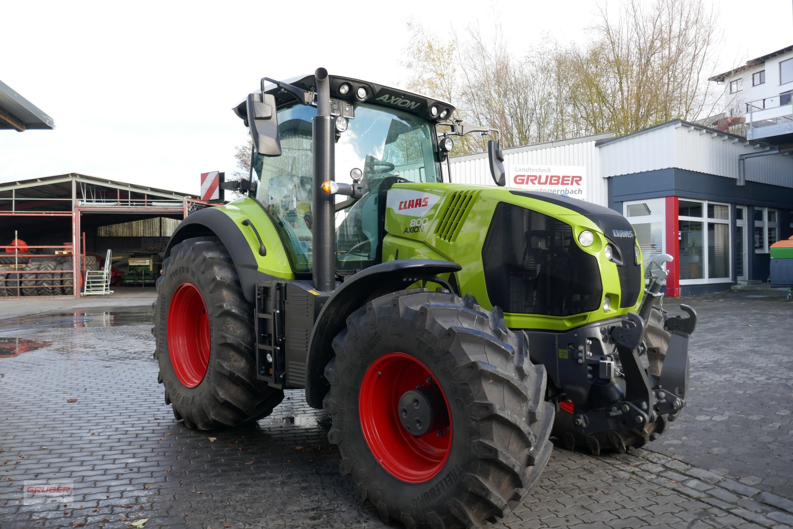 Traktor типа CLAAS AXION 800 CIS+, Gebrauchtmaschine в Dorfen (Фотография 4)