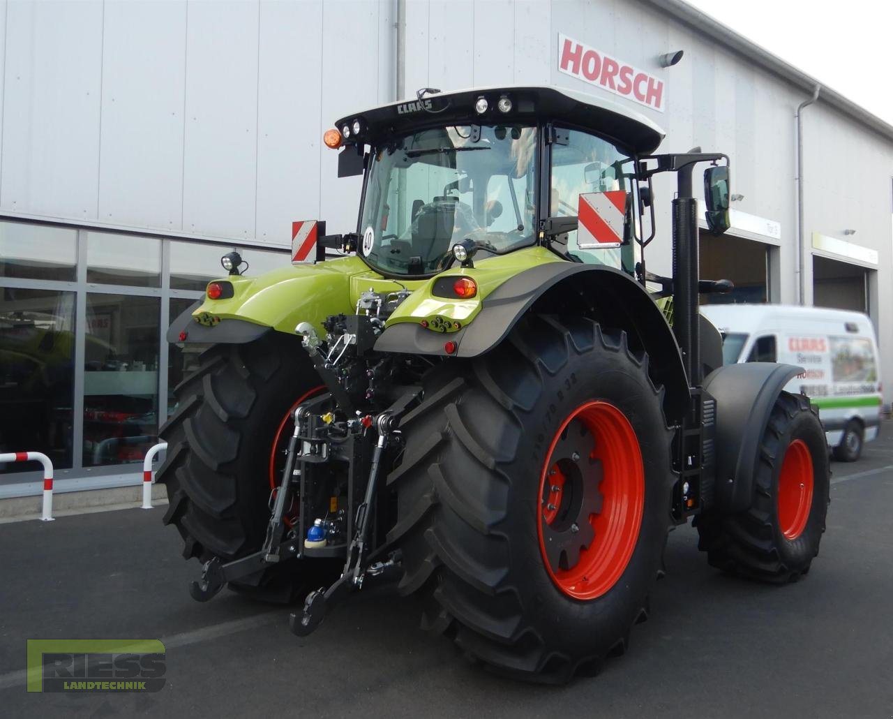 Traktor typu CLAAS AXION 800 CIS+ HEXASHIFT, Neumaschine w Homberg (Ohm) - Maulbach (Zdjęcie 10)