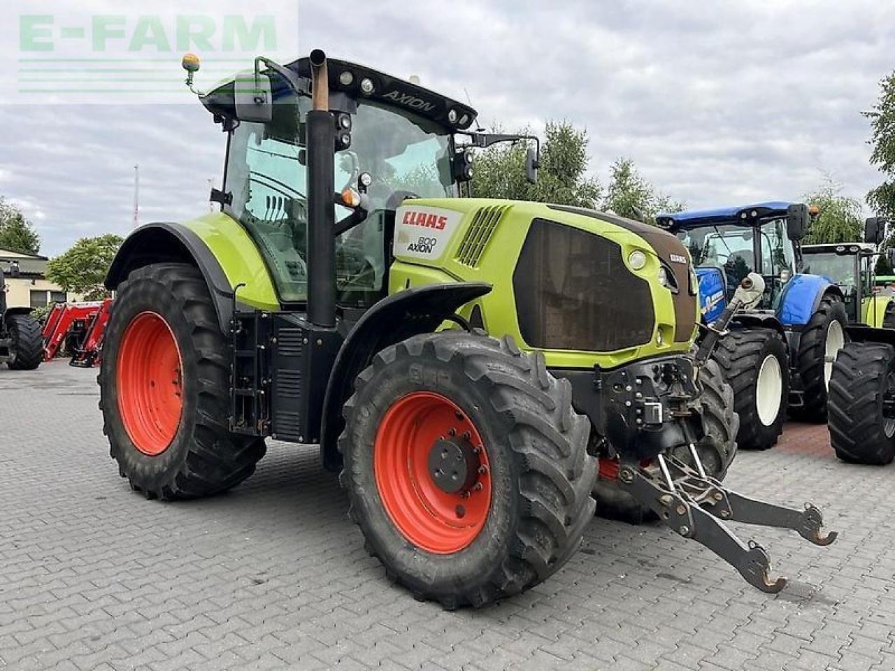 Traktor от тип CLAAS axion 800 cis, Gebrauchtmaschine в DAMAS?AWEK (Снимка 4)