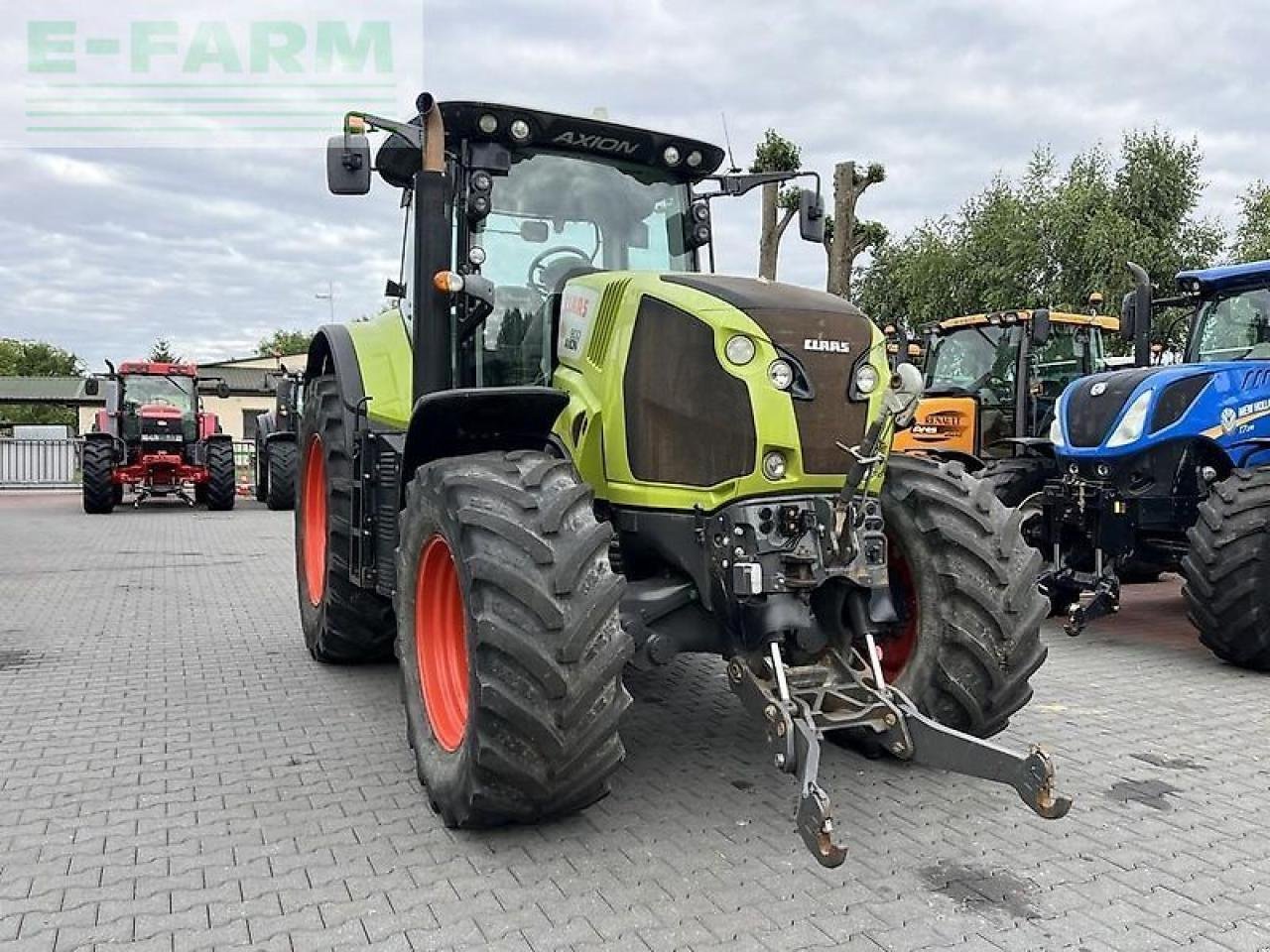 Traktor typu CLAAS axion 800 cis, Gebrauchtmaschine w DAMAS?AWEK (Zdjęcie 3)