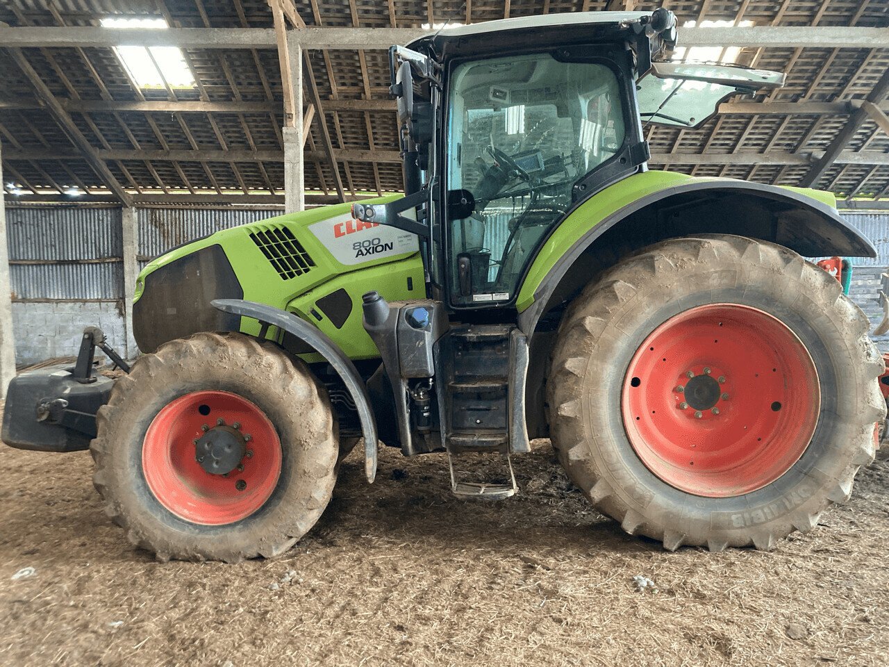 Traktor del tipo CLAAS AXION 800 CIS, Gebrauchtmaschine In PONTIVY (Immagine 3)