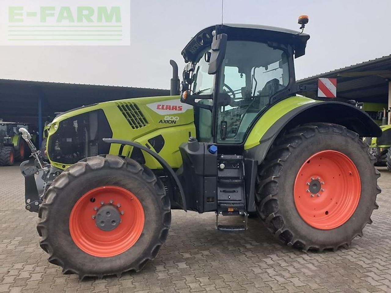 Traktor tip CLAAS axion 800 hexashift cis + HEXASHIFT CIS+, Gebrauchtmaschine in NEUENDORF AM SPECK (Poză 3)