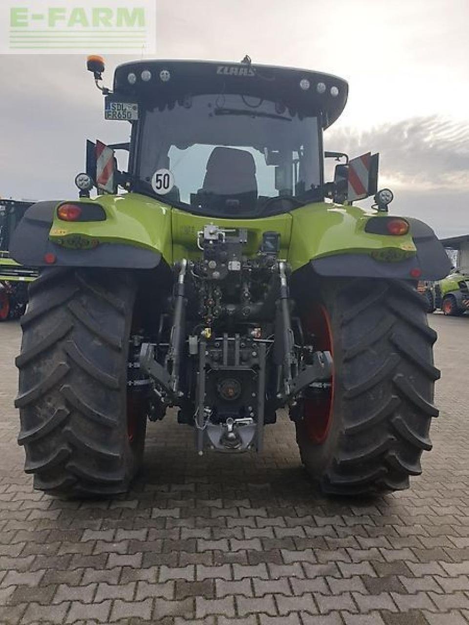 Traktor tip CLAAS axion 800 hexashift cis + HEXASHIFT CIS+, Gebrauchtmaschine in NEUENDORF AM SPECK (Poză 4)