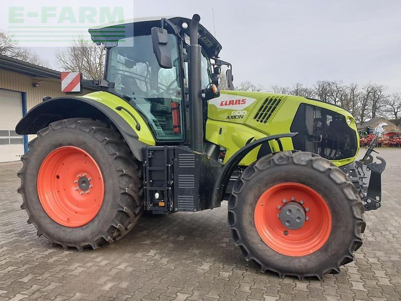 Traktor des Typs CLAAS axion 800 hexashift cis + HEXASHIFT CIS+, Gebrauchtmaschine in NEUENDORF AM SPECK (Bild 1)