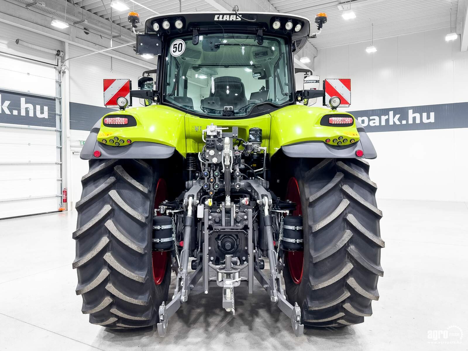 Traktor del tipo CLAAS Axion 800, Gebrauchtmaschine en Csengele (Imagen 5)