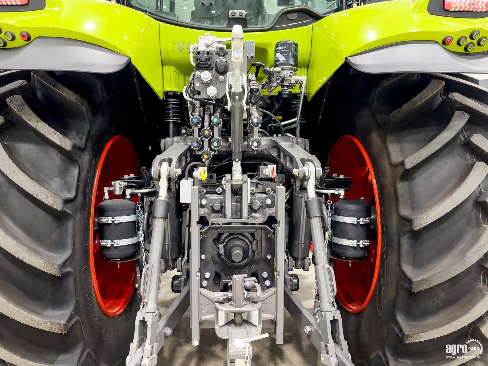 Traktor Türe ait CLAAS Axion 800, Gebrauchtmaschine içinde Csengele (resim 7)