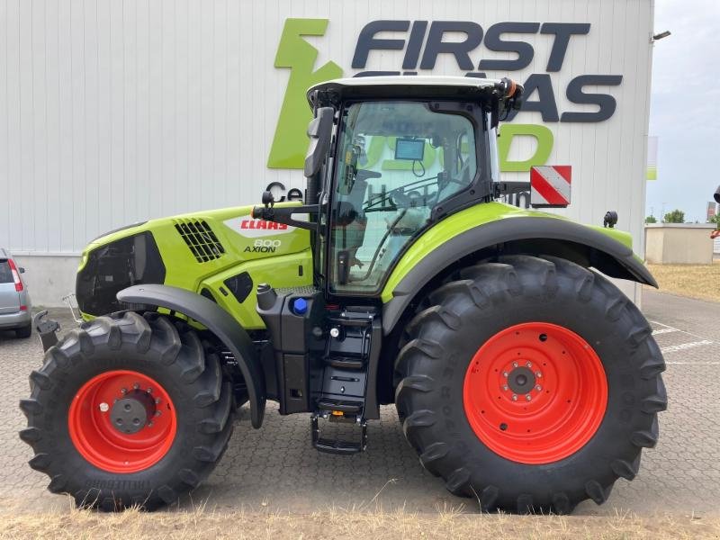 Traktor van het type CLAAS AXION 800, Gebrauchtmaschine in Hockenheim (Foto 10)